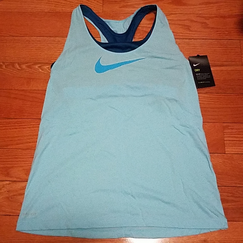 NWT Girls nike dri-fit tank with built  in bra, XL